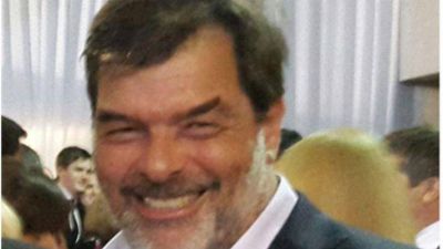 Fueron velados ayer los restos de Oscar De Nigris, l�der de la comisi�n interna del Banco Provincia
