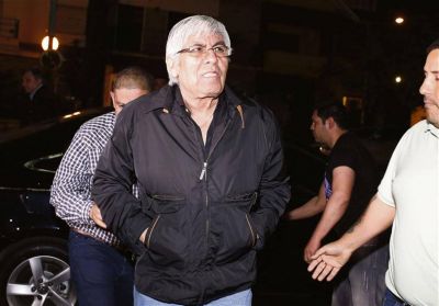 Moyano lanza una alianza con movimientos sociales