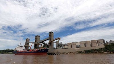 La bajante del r�o Paran� complica la log�stica y hace subir los costos
