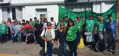 Nuevo intento de cerrar la oficina de atenci�n estatal a discapacitados en la ciudad