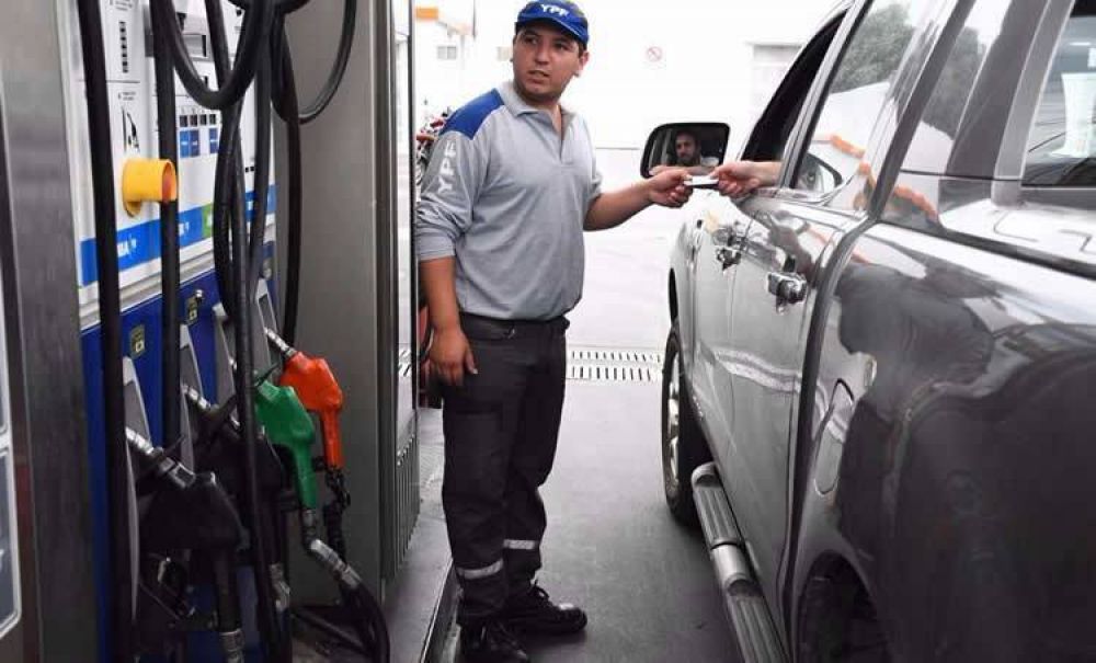 Estacioneros afirman que el 40 de las ventas se realizan con tarjetas