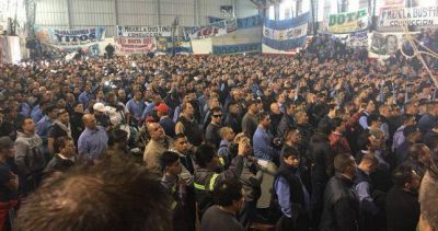 Bustinduy formaliz� su desaf�o a Fernandez y se calienta la pelea por la UTA