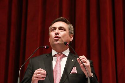 Mestre admiti� que la recolecci�n de residuos es 
