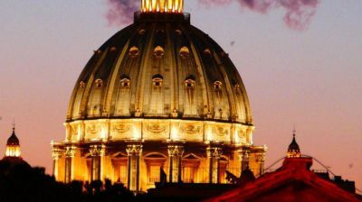 El Vaticano y Francisco sienten 
