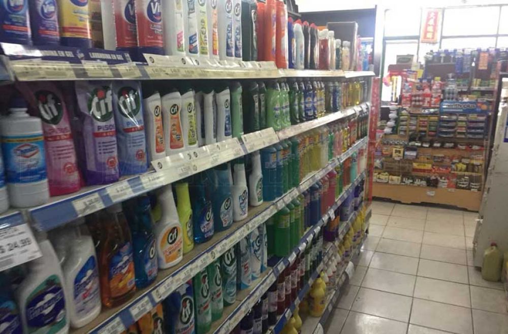 Preocupaci�n de supermercadistas chinos por bajas en el consumo