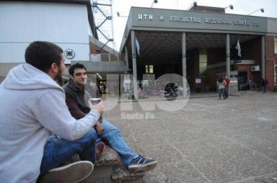 La UTN cumpli� 70 a�os formando ingenieros