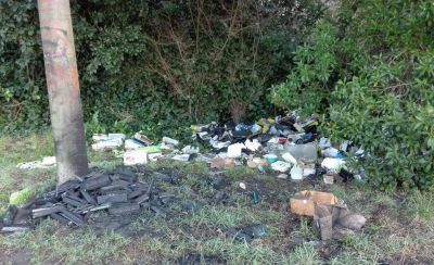 Denuncian basural a cielo abierto detr�s de la Casa del Puente