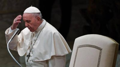 Francisco: desgraciadamente algunos viven una relaci�n falsa con Dios