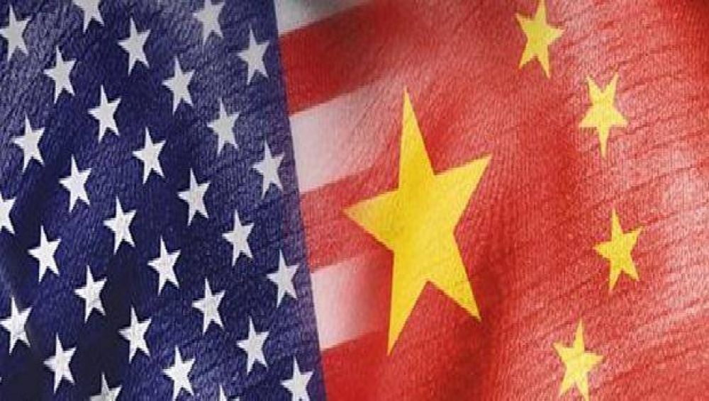 Escalada de disputa comercial entre EE.UU. y China hacen caer precios del petr�leo