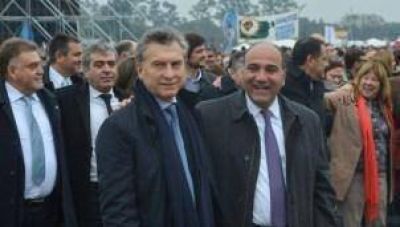 Macri visitara la provincia para inaugurar obras de YPF