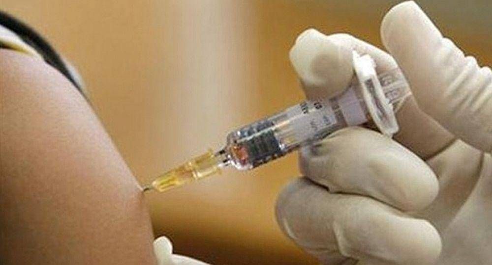 Laboratorio que elabora vacuna contra meningitis niega faltantes