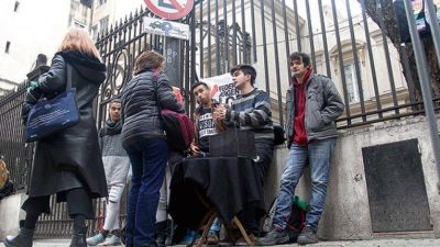 Indignaci�n con la Iglesia