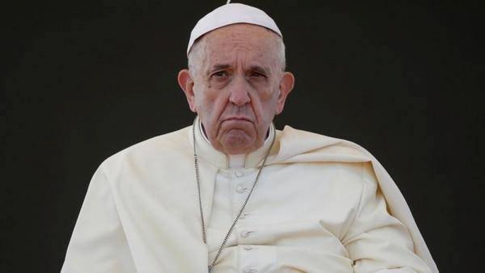 El ex nuncio de EEUU exigi la renuncia del papa Francisco: lo acus de haber conocido los abusos del cardenal McCarrick desde el 2013