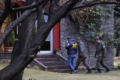 Encuentran en la casa de Cristina informaci�n de sus adversarios pol�ticos