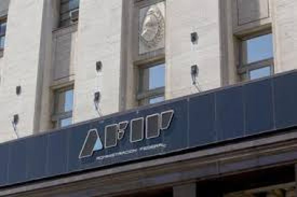 La AFIP podra aplicar multas y la baja del blanqueo a empresas