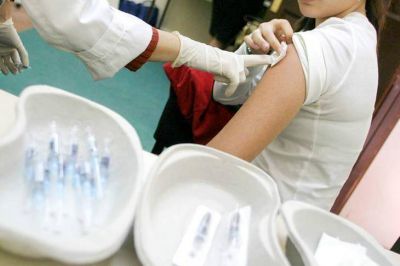 Una vacuna menos y otro dato preocupante: en junio baj� un 14% la dispensa de medicamentos