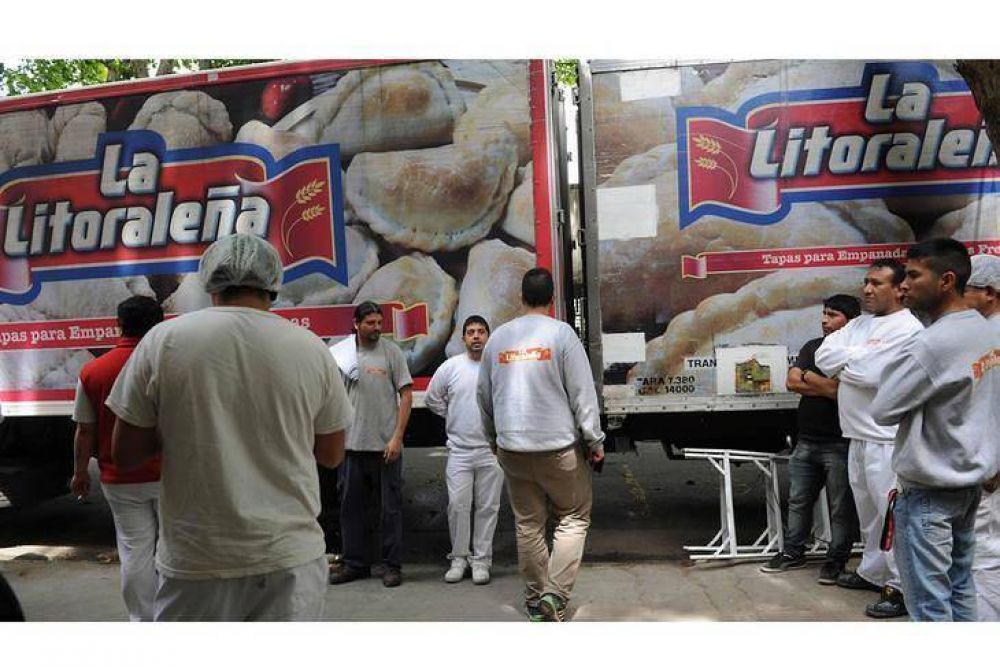 Los trabajadores de La Litoralea lograron frenar el remate pero continan en alerta