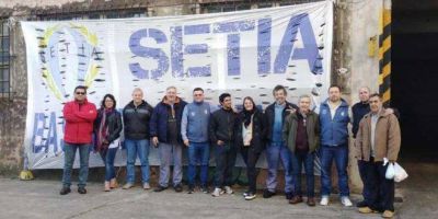 Se profundiza el �industricidio�: la �nica f�brica del pa�s que produce corderoy est� al borde del cierre