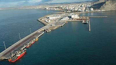 Incorporar�an un servicio de transporte de cabotaje en el puerto de Comodoro