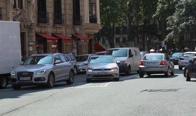 El consumo de combustibles de automoci�n vuelve a repuntar (+3,2%) en julio y se sit�a en m�ximos desde 2010