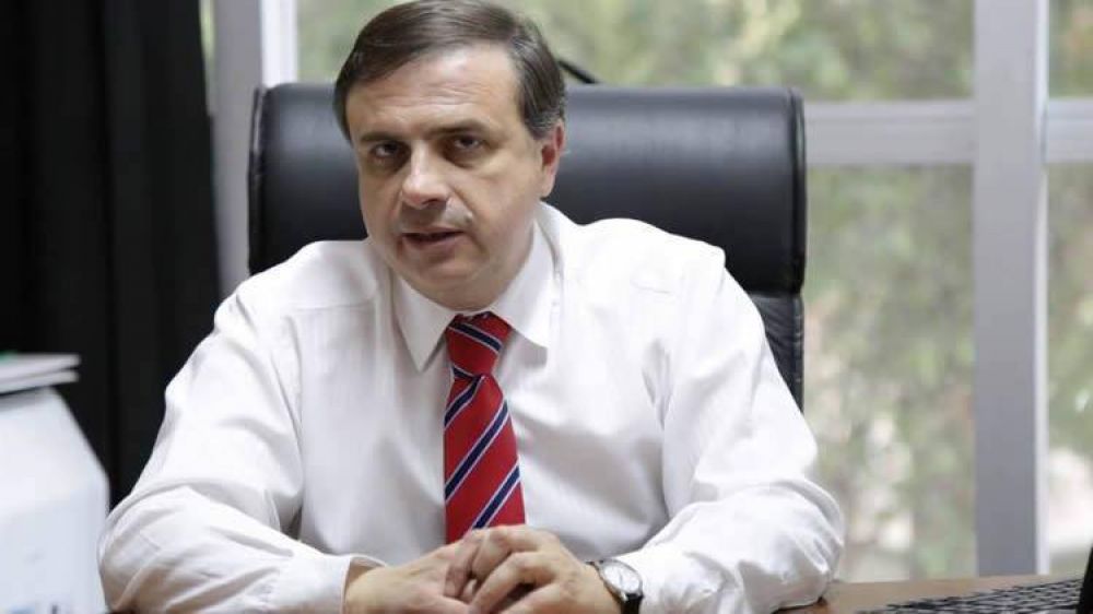 Diputado propone un �acuerdo global� entre el Gobierno Nacional, las petroleras y las Estaciones de Servicio