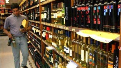 Se frenan entregas a los supermercados y se atrasan tarifas en d�lares