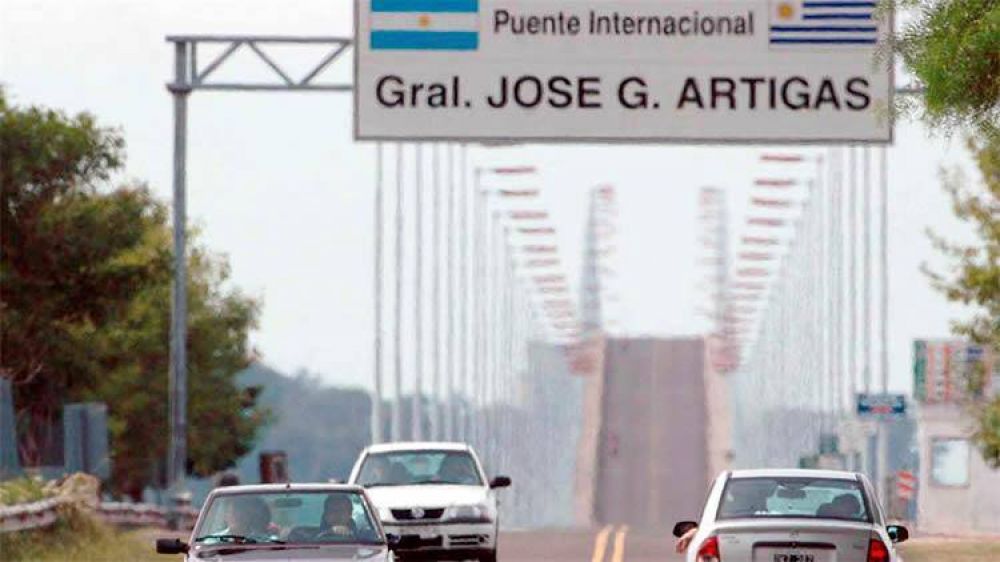 Baja la nafta en estaciones uruguayas lim�trofes con Brasil y Argentina