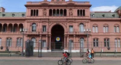 Jornada de reuniones y nerviosismo en la Casa Rosada