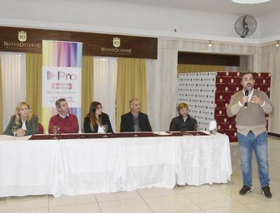 Giri regres� al ruedo pol�tico con una en�rgica defensa a Mauricio Macri y Mar�a Eugenia Vidal