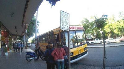 Colectivos aumentan 6 pesos a fin de a�o: Las condiciones que deber�n cumplir las empresas