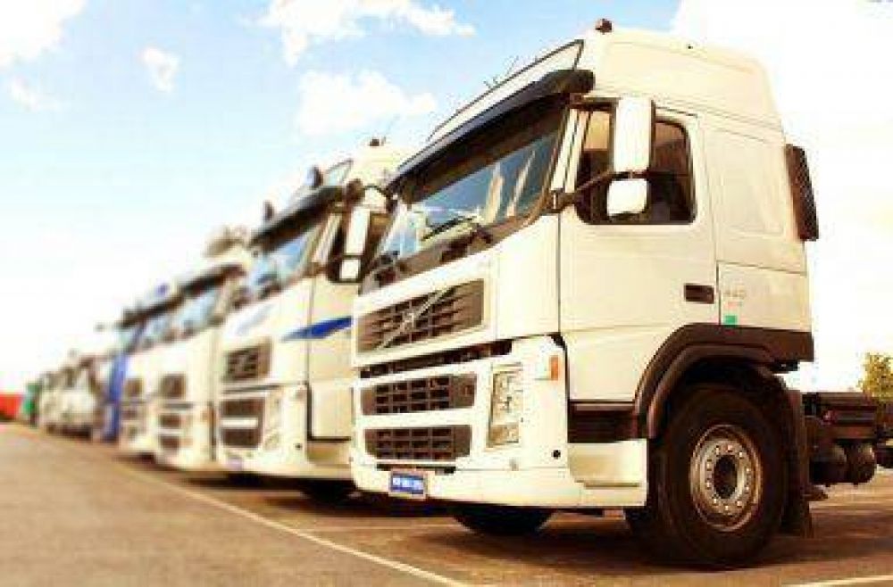 Solicitan control de trnsito de camiones chilenos en ruta 40