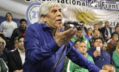Moyano estall� contra el Gobierno y pidi� la renuncia de un ministro