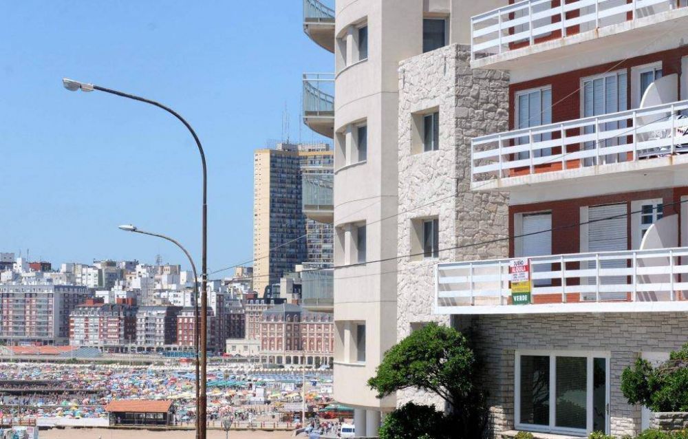 Con los cr�ditos en ca�da libre, el mercado inmobiliario se derrumba