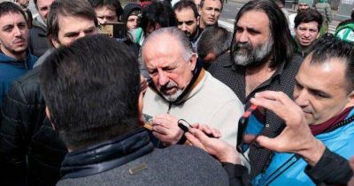 Yasky habl� de adelantar el paro y dijo que �convierten al Ministerio de Trabajo en una oficina de personal�