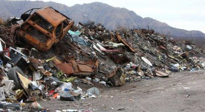 Basurales en Punilla: fuego y contaminaci�n, a mano