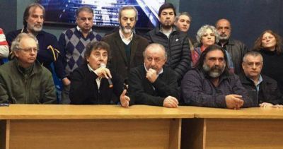 Micheli tambi�n pide adelantar el paro de 36 horas