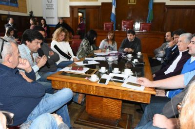 Tras la pol�mica con Mourelle, concejales respaldaron a los clubes