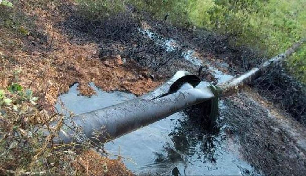 Guerrilla ataca nuevamente oleoducto Ca�o Lim�n Cove�as en Colombia