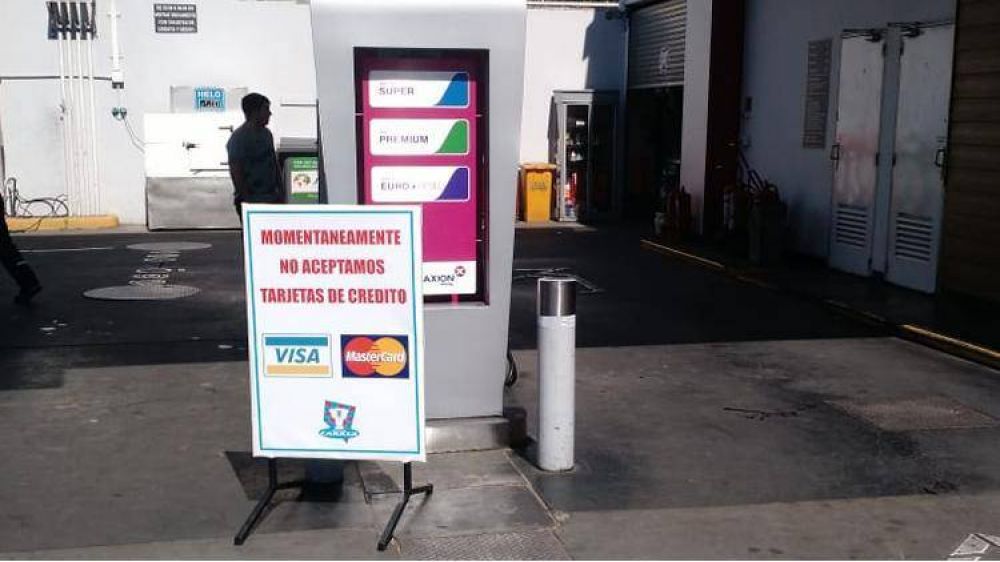 Tras los aumentos, algunas Estaciones de Servicio comenzaron a suspender el pago con tarjetas de cr�dito
