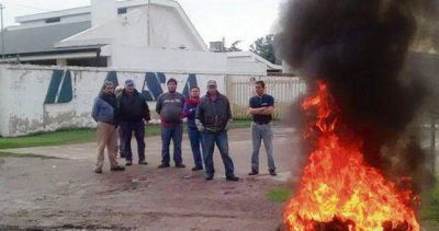 Suma 45 d�as la ocupaci�n de la metal�rgica DASA