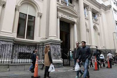 Las reservas netas apenas llegan a los 16.000 millones de d�lares