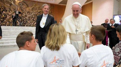 El Papa defiende la alianza entre maestros y familias para la educaci�n de los hijos