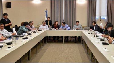 Hubo acuerdo salarial con las federaciones gremiales universitarias, menos una