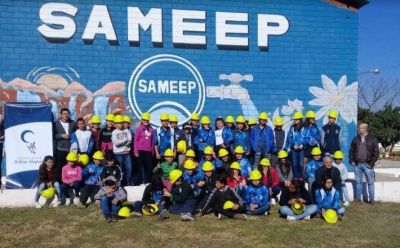 El Centro Mujer gestion� visita de alumnos de la Escuela 880 a planta potabilizadora de agua