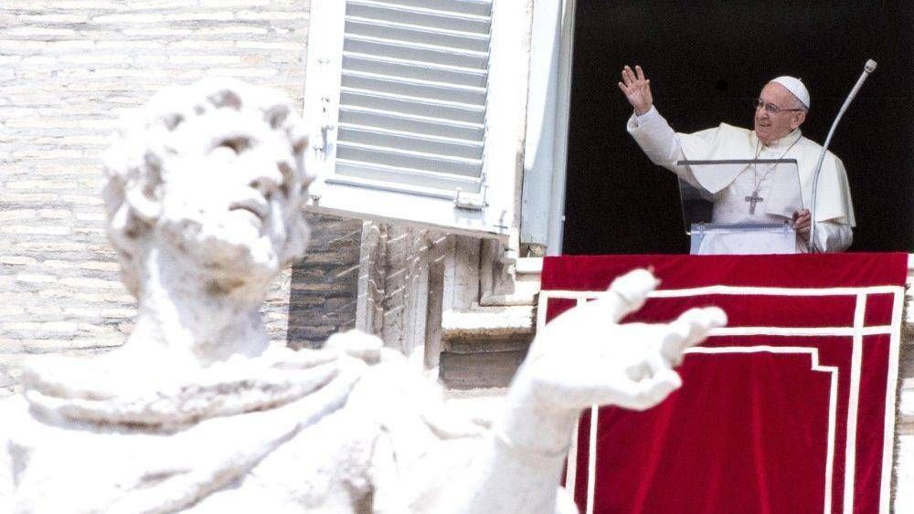 ngelus del Papa: Jess ensea a hacer el bien sin clamores ni ostentacin