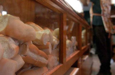M�s de 60 panader�as se sumaron al proyecto de �pan social�