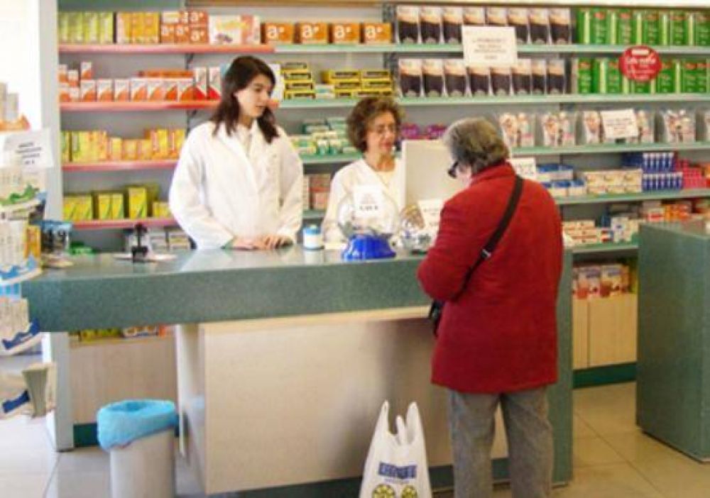 Farmacias reclaman una deuda y amenazan con no venderle medicamentos a jubilados