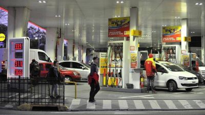Por la suba de los biocombustibles, aumenta otra vez el gasoil