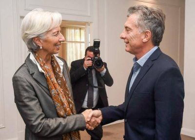 Reformas serias, claridad y transparencia: apura Lagarde a Macri y condiciona el adelanto de fondos