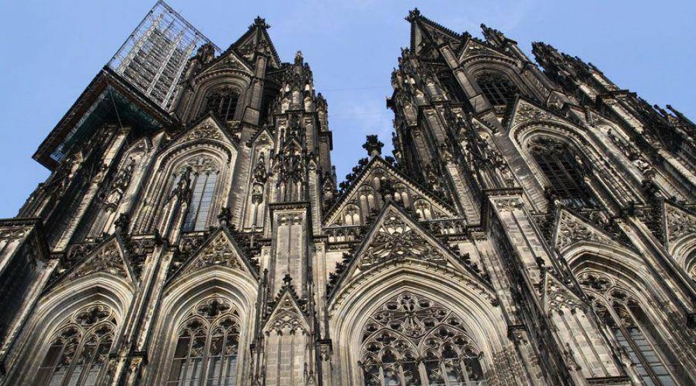 Informe de la Iglesia en Alemania revela miles de casos de abusos en casi 70 aos